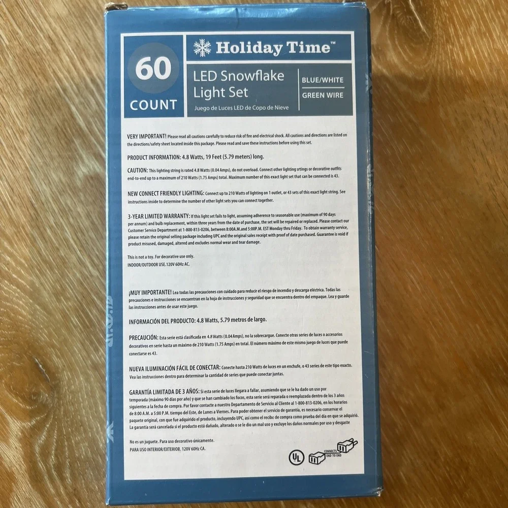 Holiday Time - LED Snowflake Light Set 60 Count Blue White Old Stock